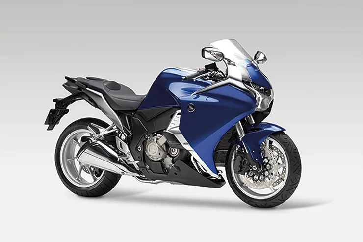 Your Guide to the Honda VFR 1200F Features, Specs, and More